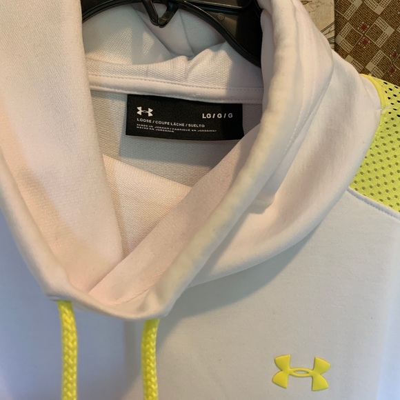 🌻☀️ Under Armour slouchy funnel neck 
Pullover - Picture 2 of 3